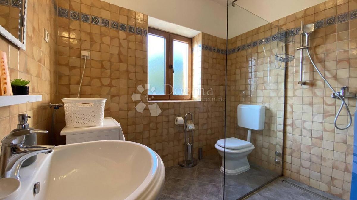 Haus Zu verkaufen - ISTARSKA SVETVINČENAT