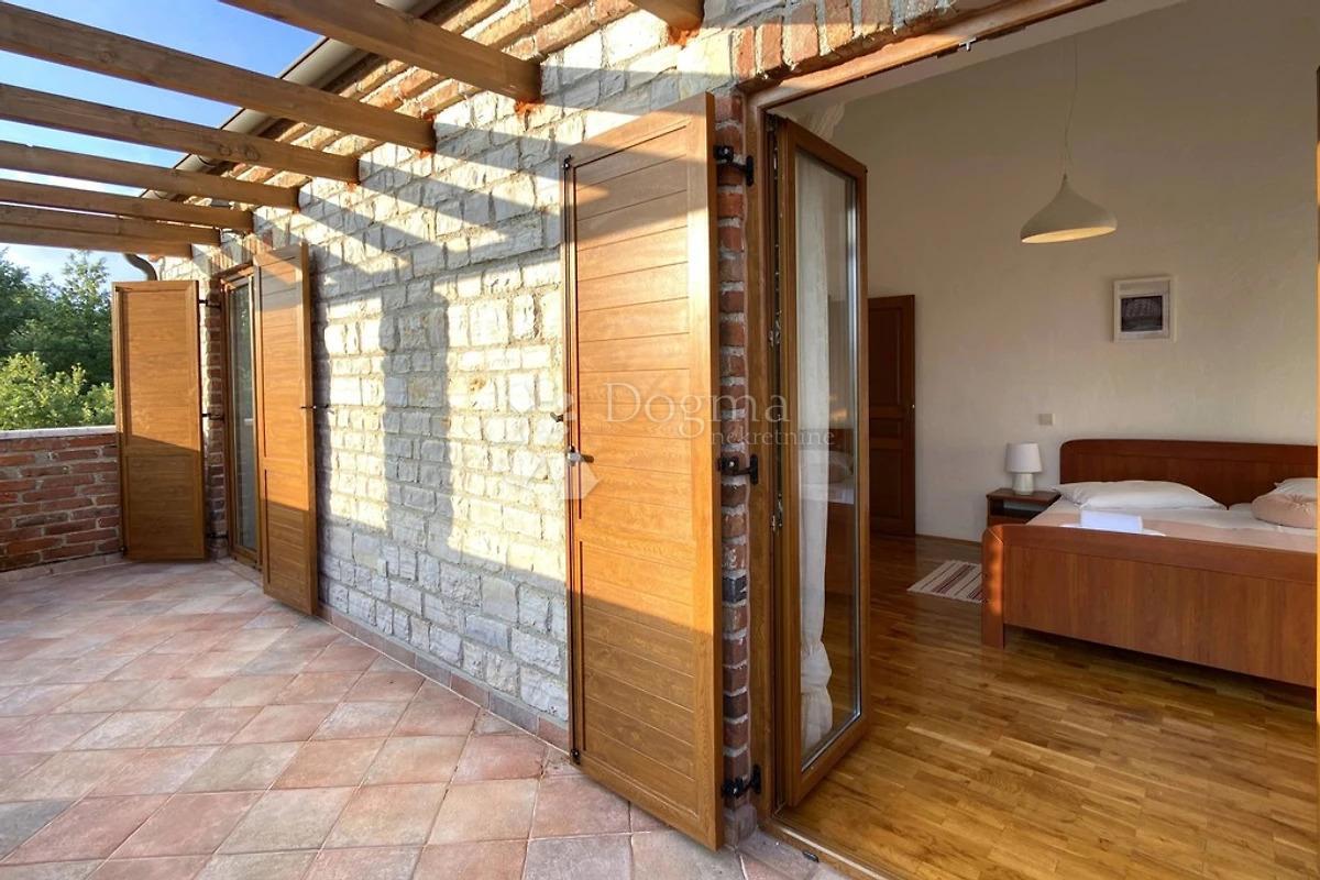 Haus Zu verkaufen - ISTARSKA SVETVINČENAT