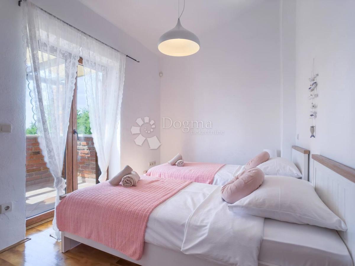 Haus Zu verkaufen - ISTARSKA SVETVINČENAT