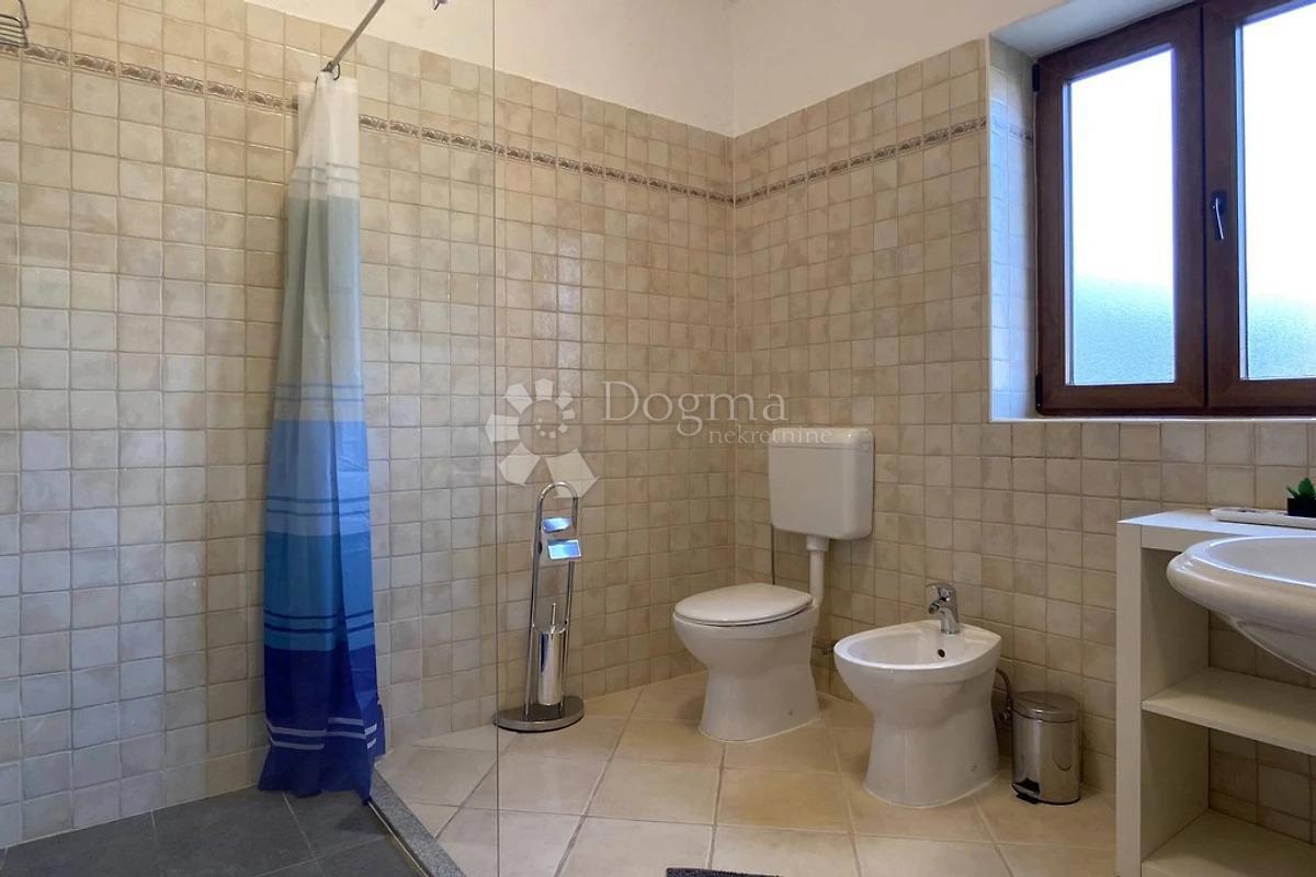 Haus Zu verkaufen - ISTARSKA SVETVINČENAT