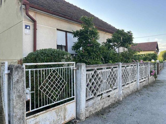 Hiša na predaj 117 m² – Čehovec