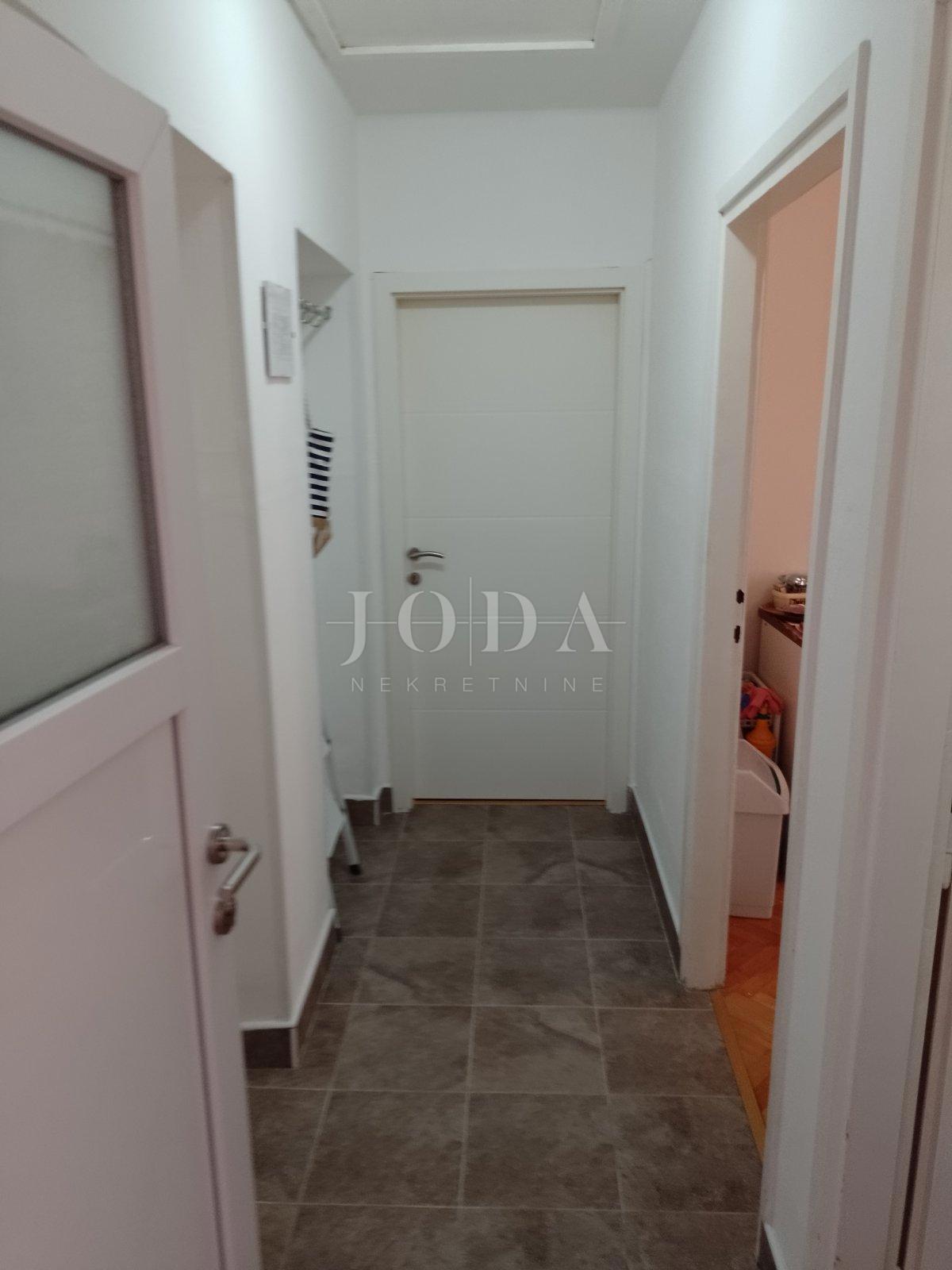 Apartma Na predaj - PRIMORSKO-GORANSKA CRIKVENICA