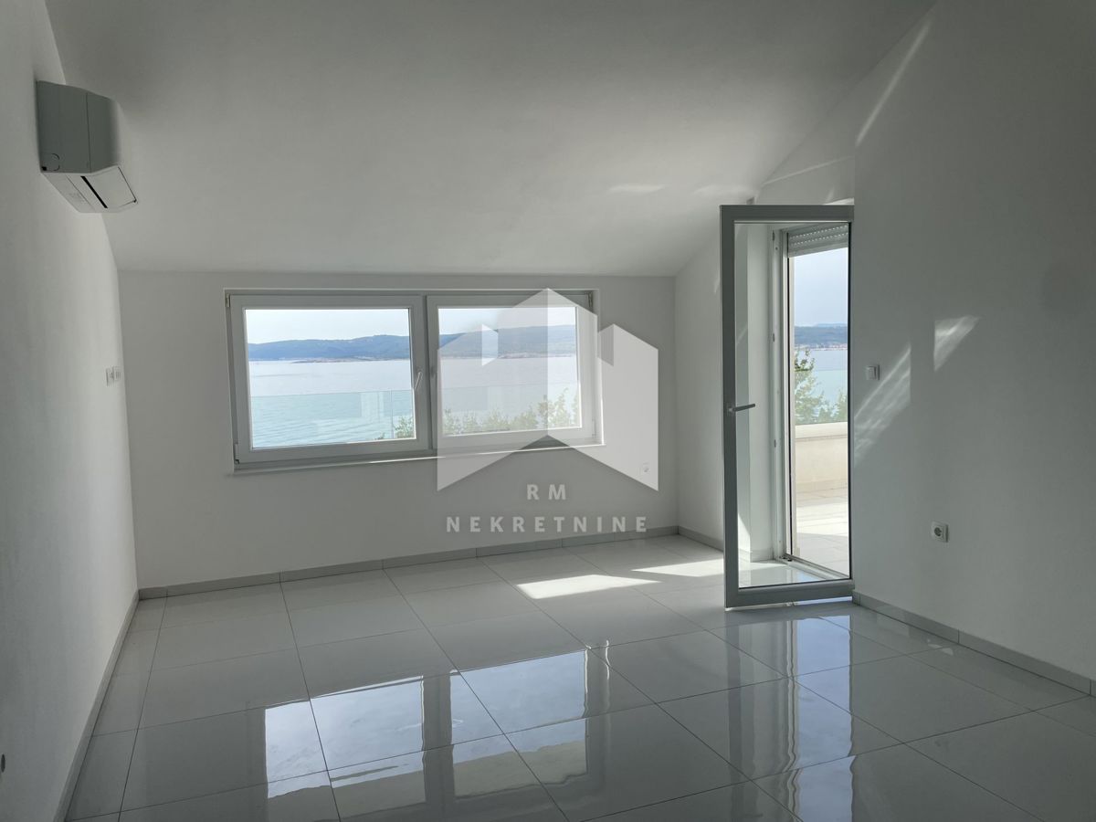 Apartma Na predaj - PRIMORSKO-GORANSKA CRIKVENICA