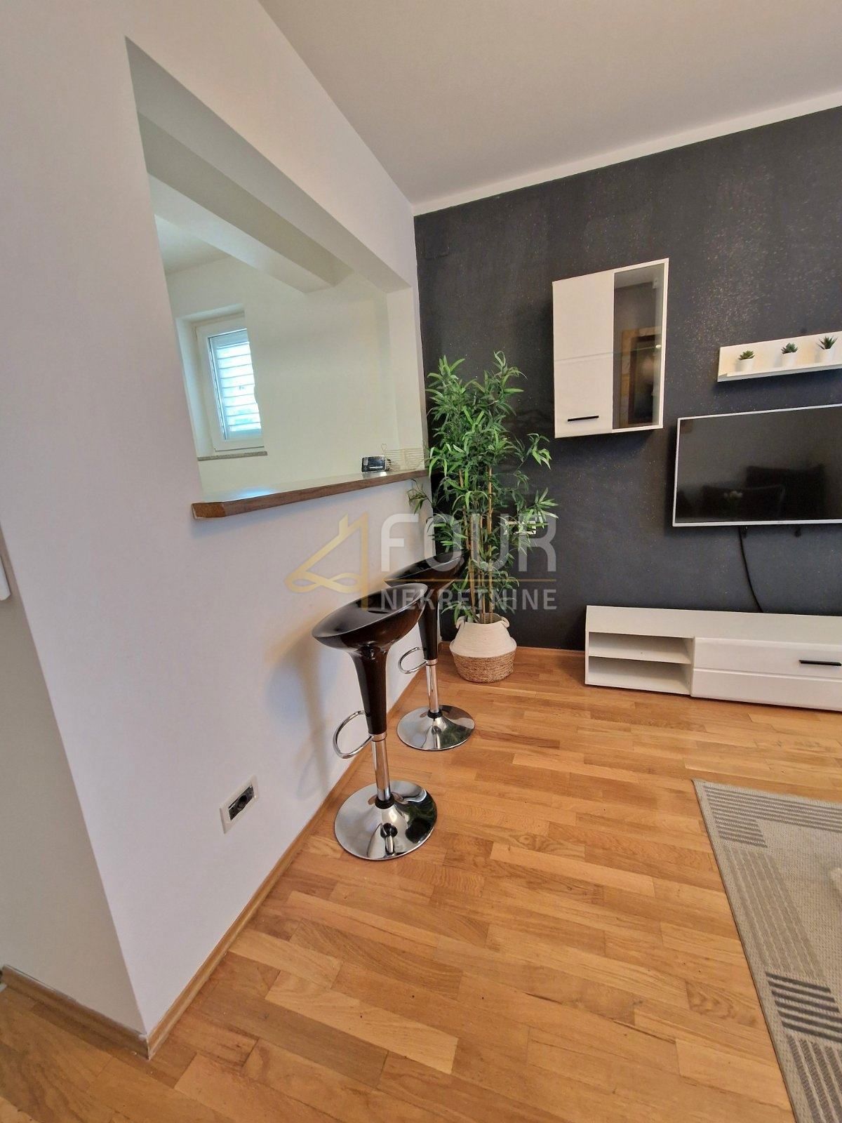 Apartma Za najem - PRIMORSKO-GORANSKA KOSTRENA