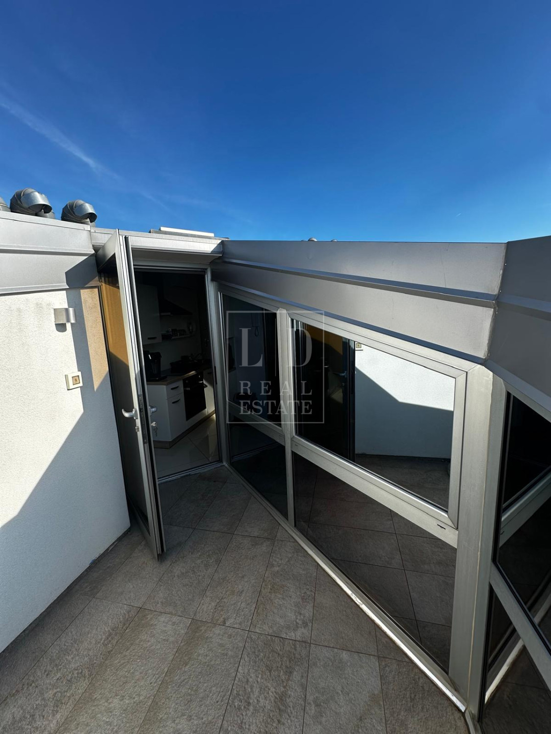 Flat For sale - ISTARSKA NOVIGRAD