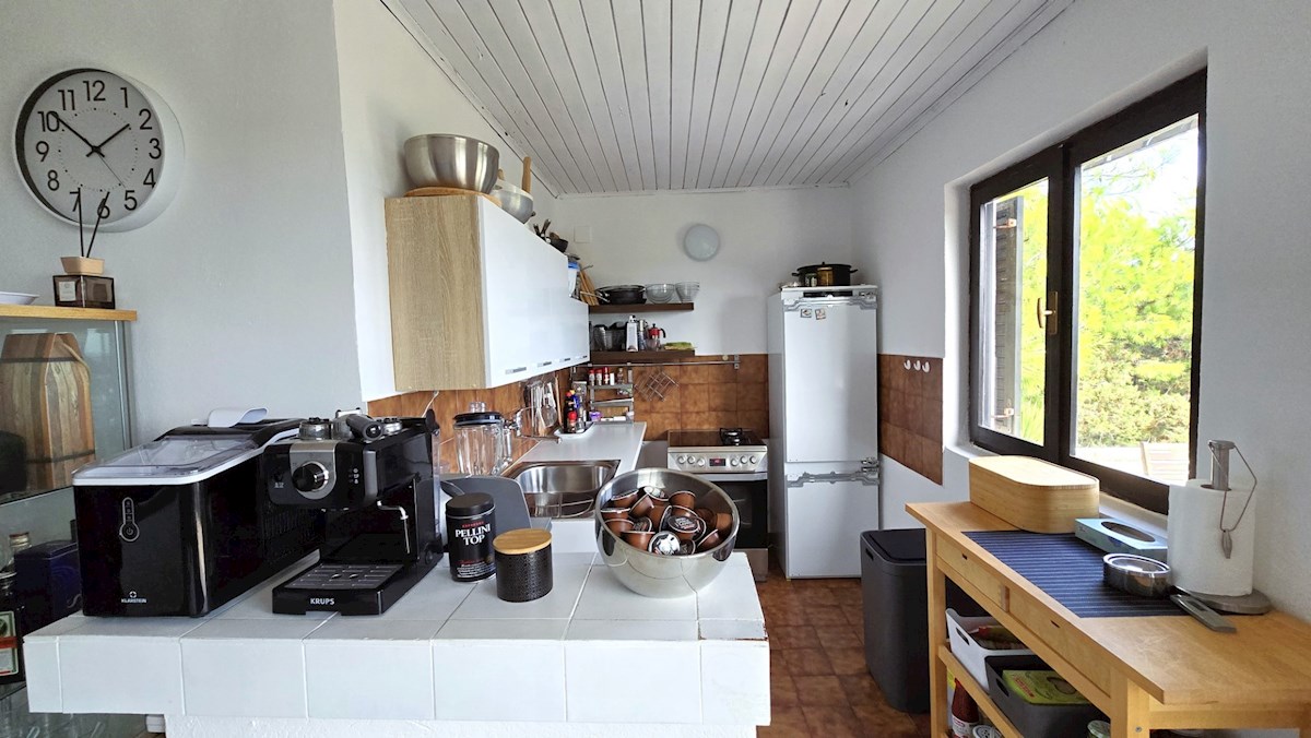 House For sale - SPLITSKO-DALMATINSKA VIS