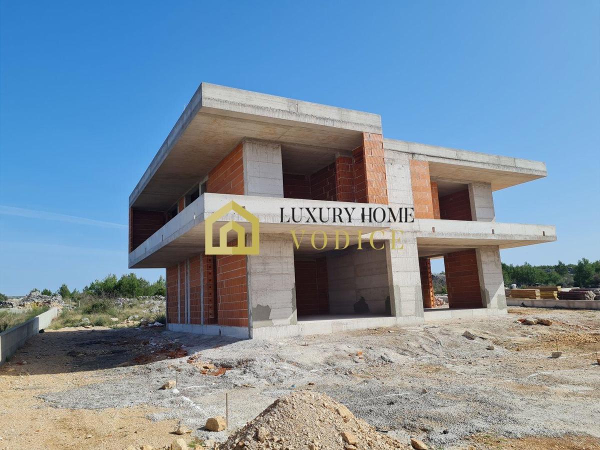House For sale - ŠIBENSKO-KNINSKA VODICE