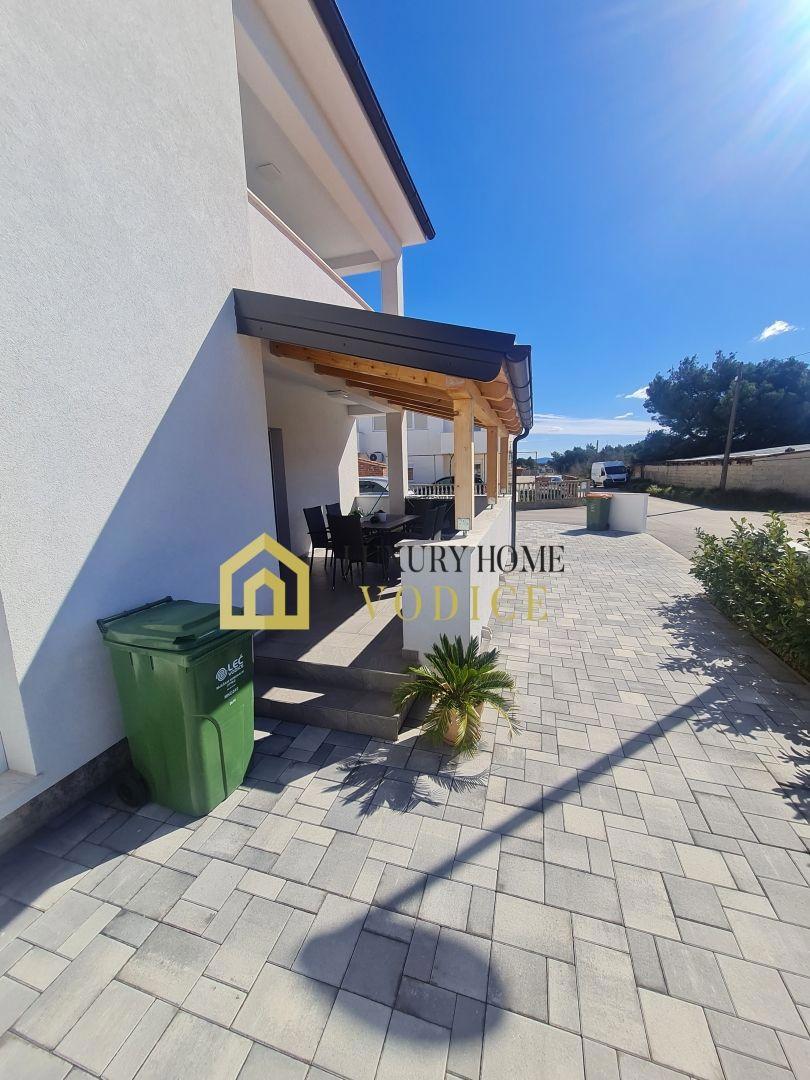 House For sale - šibensko-kninska Vodice - foto 5/20