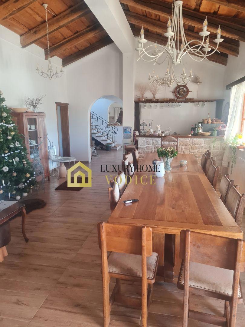 House For sale - ŠIBENSKO-KNINSKA VODICE