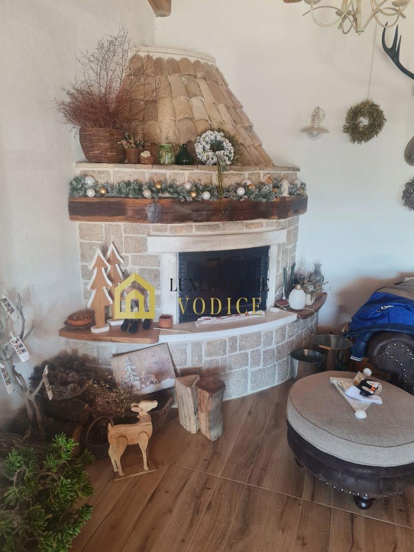 House For sale - ŠIBENSKO-KNINSKA VODICE