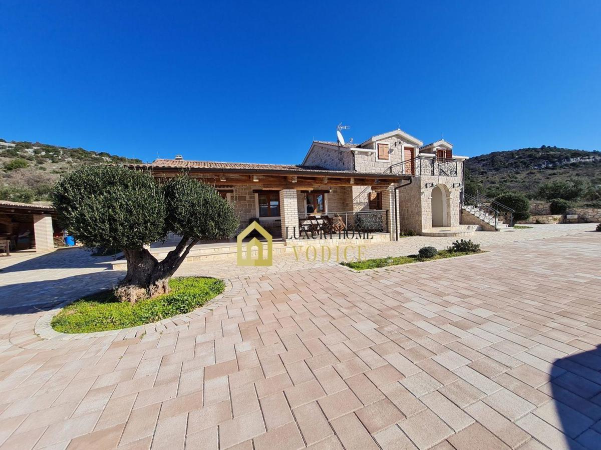 House For sale - šibensko-kninska Vodice - foto 5/14