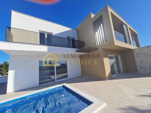 Kuća na prodaju 145 m² – Srima