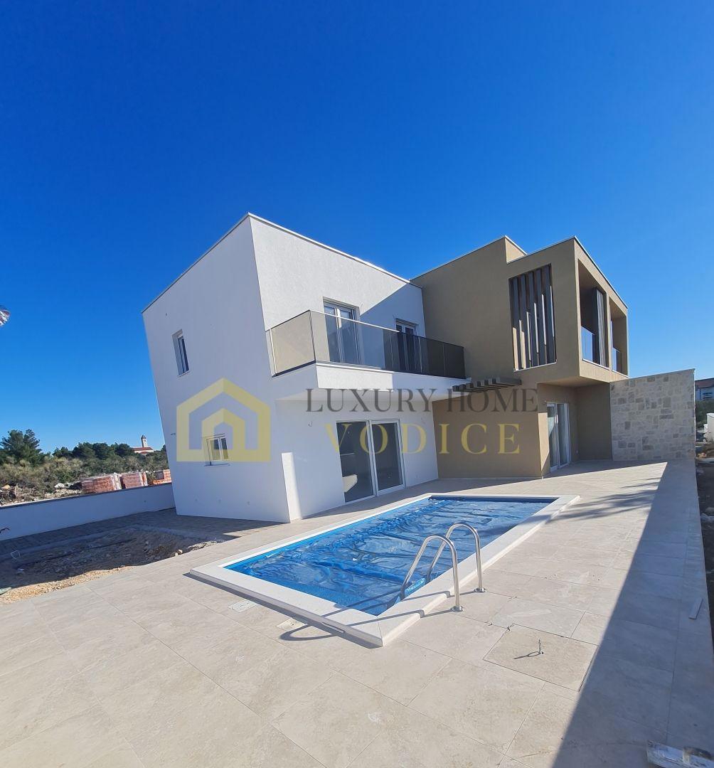 Hiša Naprodaj - ŠIBENSKO-KNINSKA Vodice