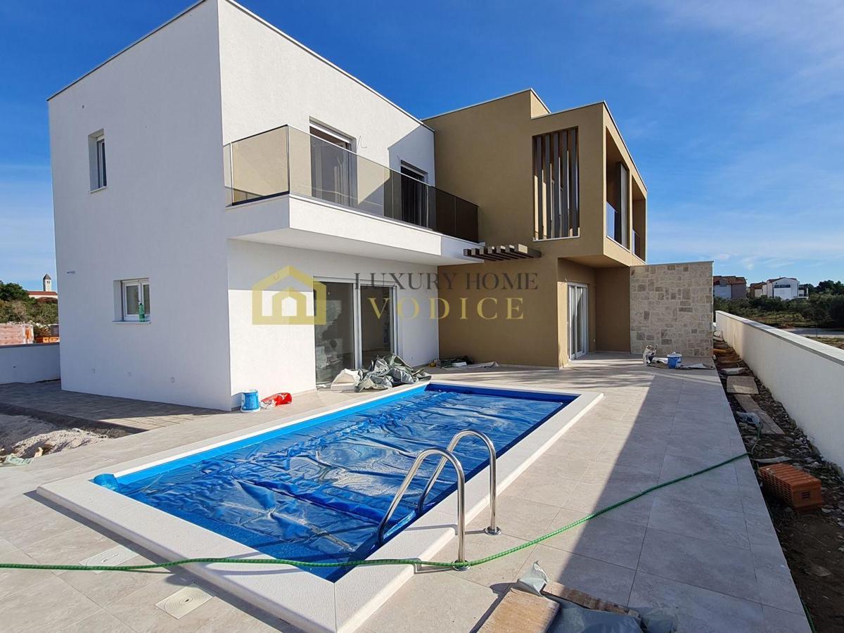 House For sale - šibensko-kninska Vodice - foto 2/13