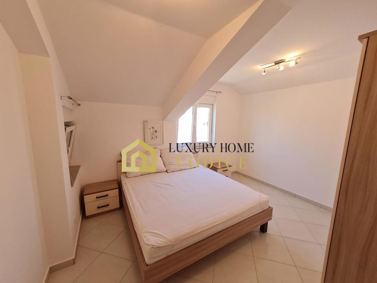 House For sale - ŠIBENSKO-KNINSKA VODICE