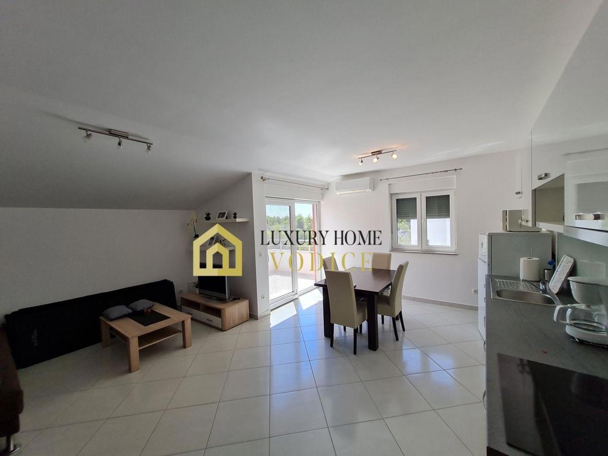 House For sale - ŠIBENSKO-KNINSKA VODICE