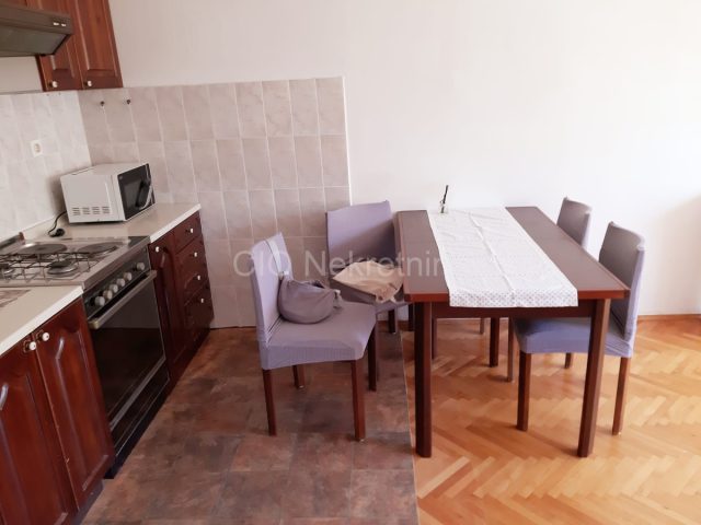 Stan za najam 40 m² – Kman