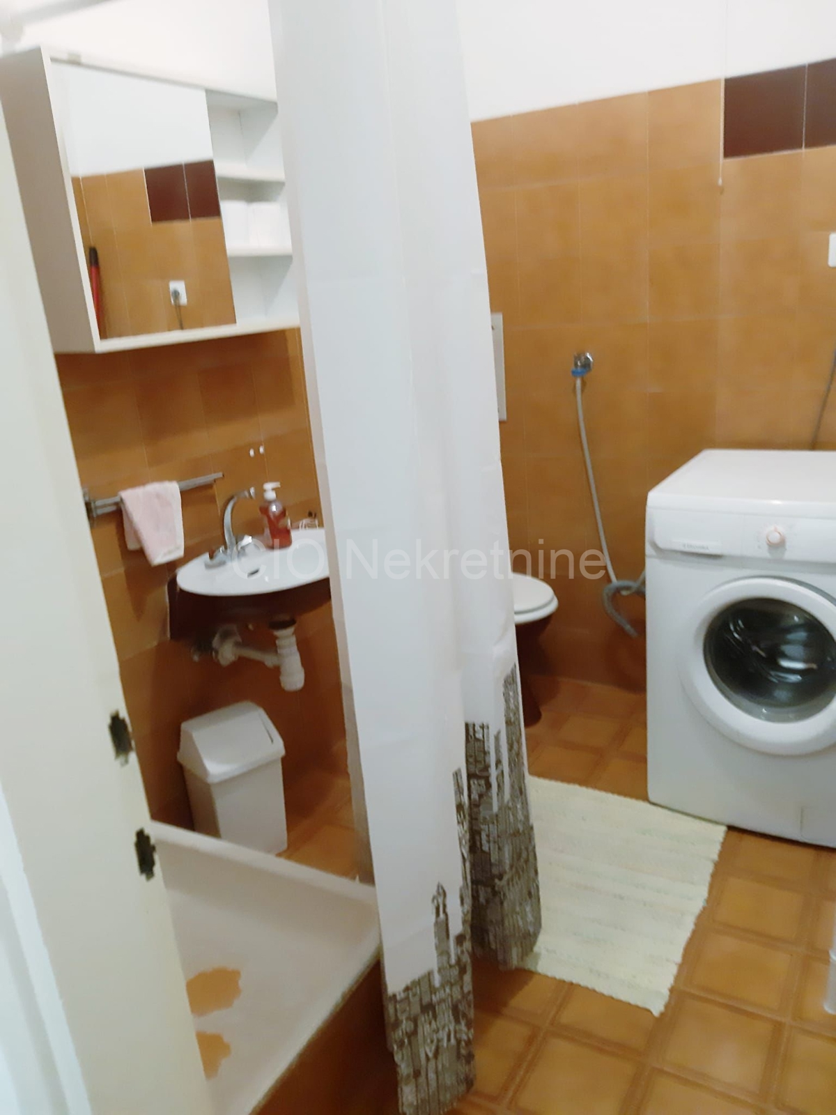 Apartmán Na prenájom - SPLITSKO-DALMATINSKA SPLIT