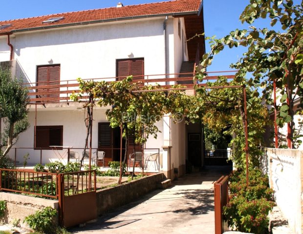 Kuća na prodaju 195 m² – Vodice