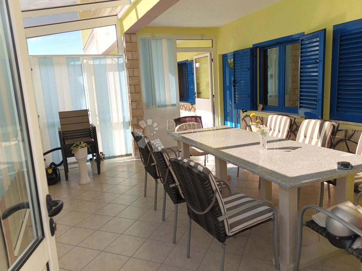 Hiša Naprodaj - ŠIBENSKO-KNINSKA Vodice