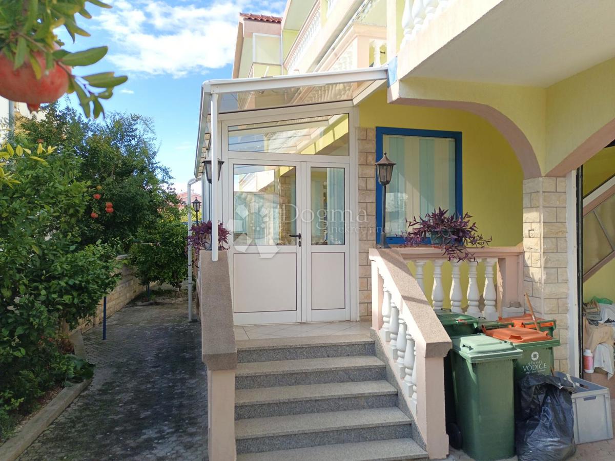 Casa In vendita - ŠIBENSKO-KNINSKA VODICE