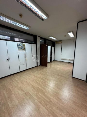 Lokal użytkowy do wynajęcia 16 m² – Rijeka
