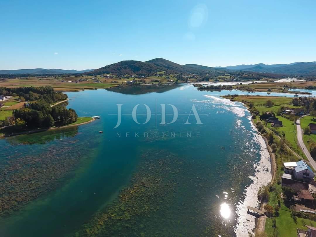 Hiša Na predaj - KARLOVAČKA OGULIN