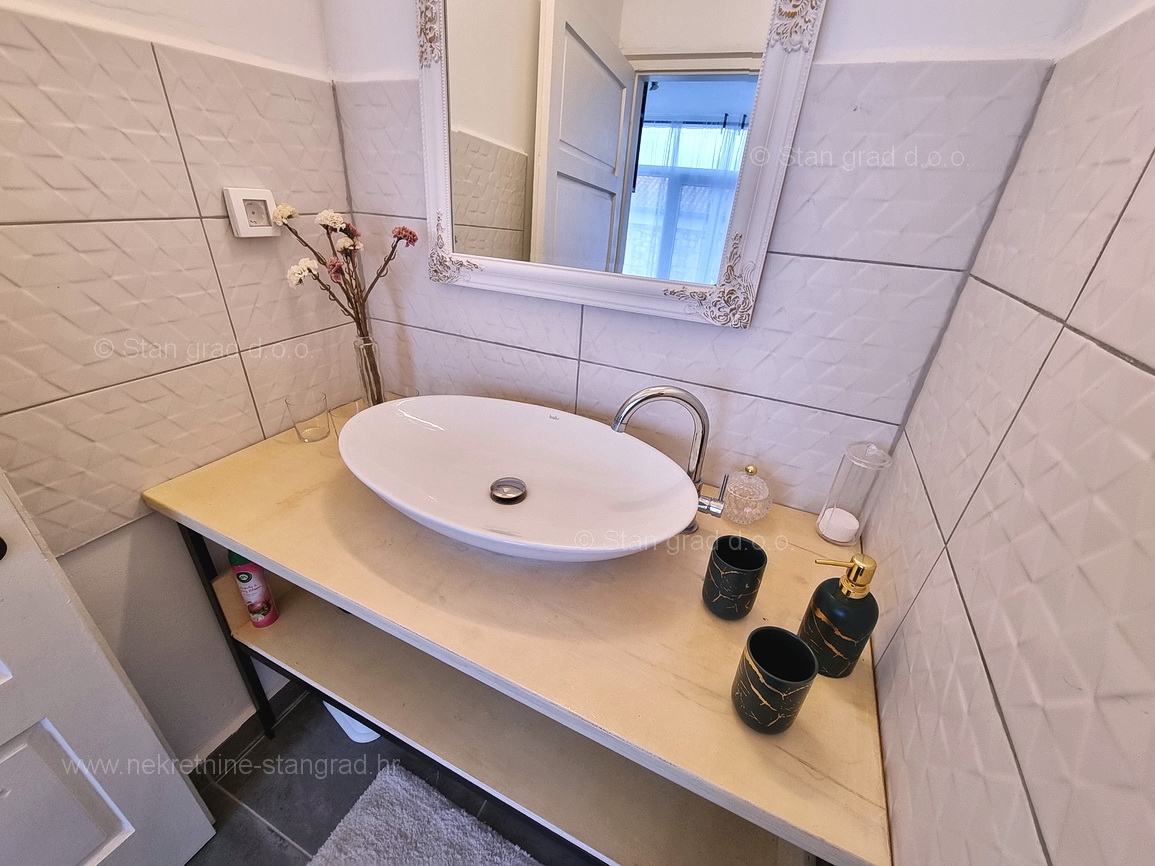 Casa In vendita - PRIMORSKO-GORANSKA KRK