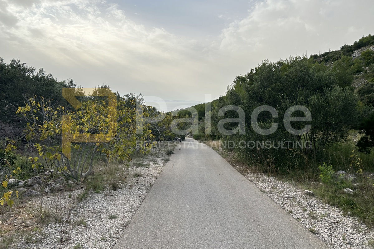 Land For sale VEZAC