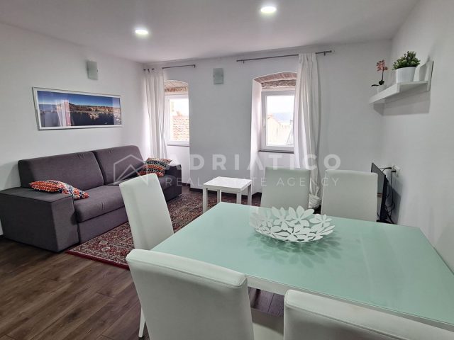 Mieszkanie na sprzedaż 94 m² – Rovinj