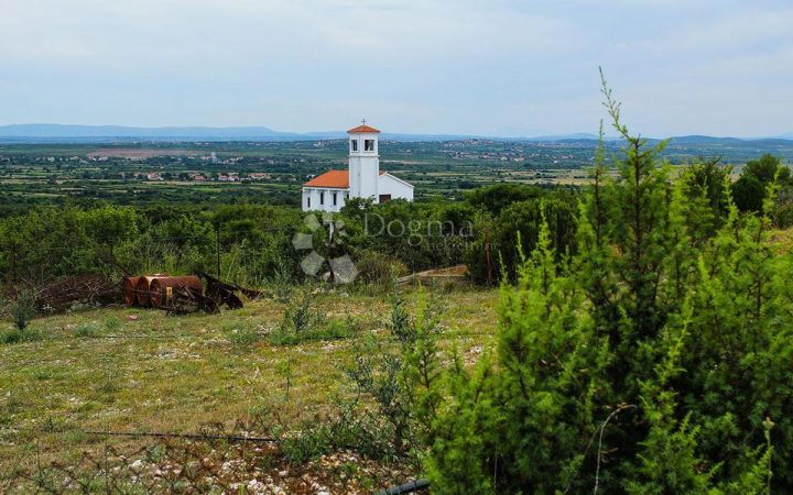 Terreno in vendita 5060 m² – Donje Raštane