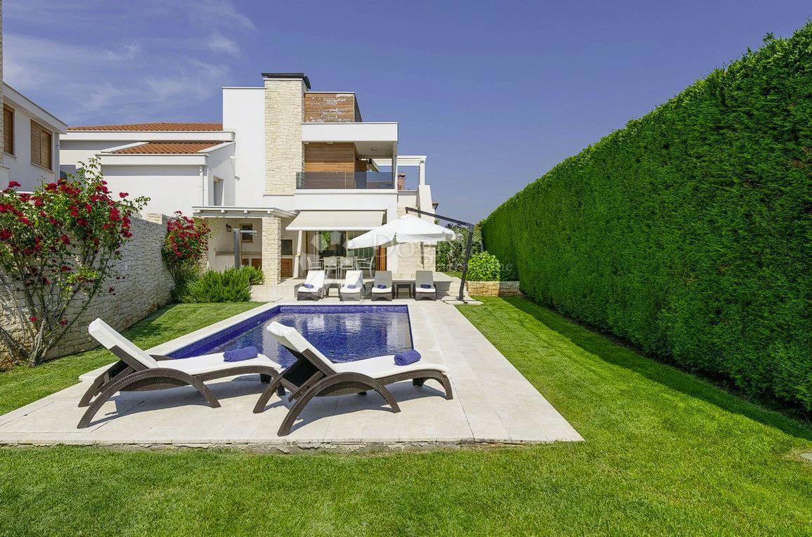 House For sale - Istarska Novigrad - foto 1/18
