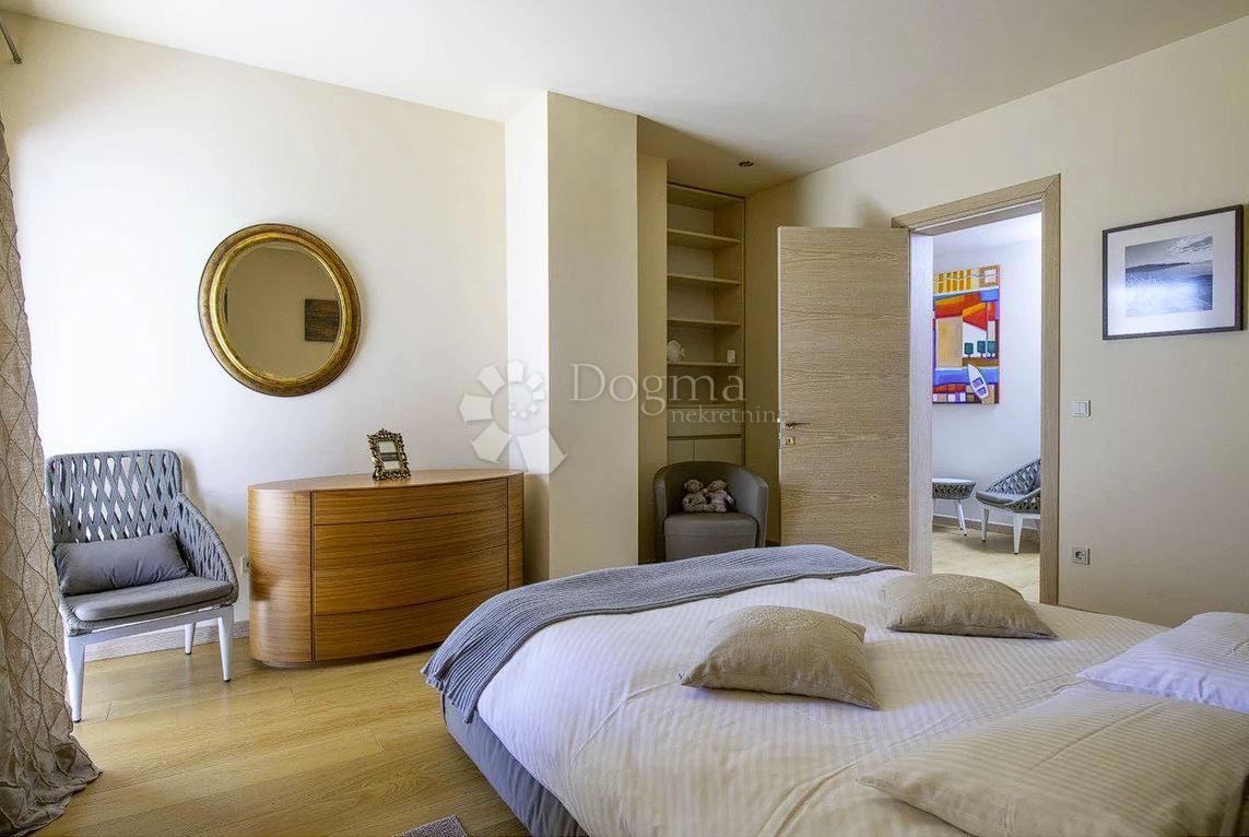 House For sale - ISTARSKA NOVIGRAD