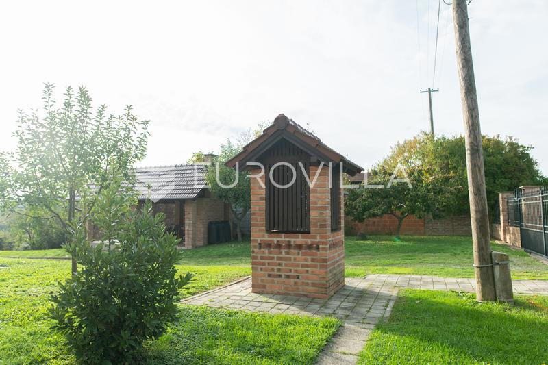 House For sale - OSJEČKO-BARANJSKA DRENJE