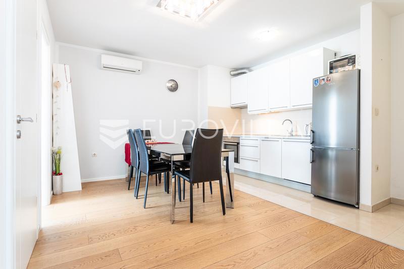 Apartmán Na prenájom - SPLITSKO-DALMATINSKA SPLIT