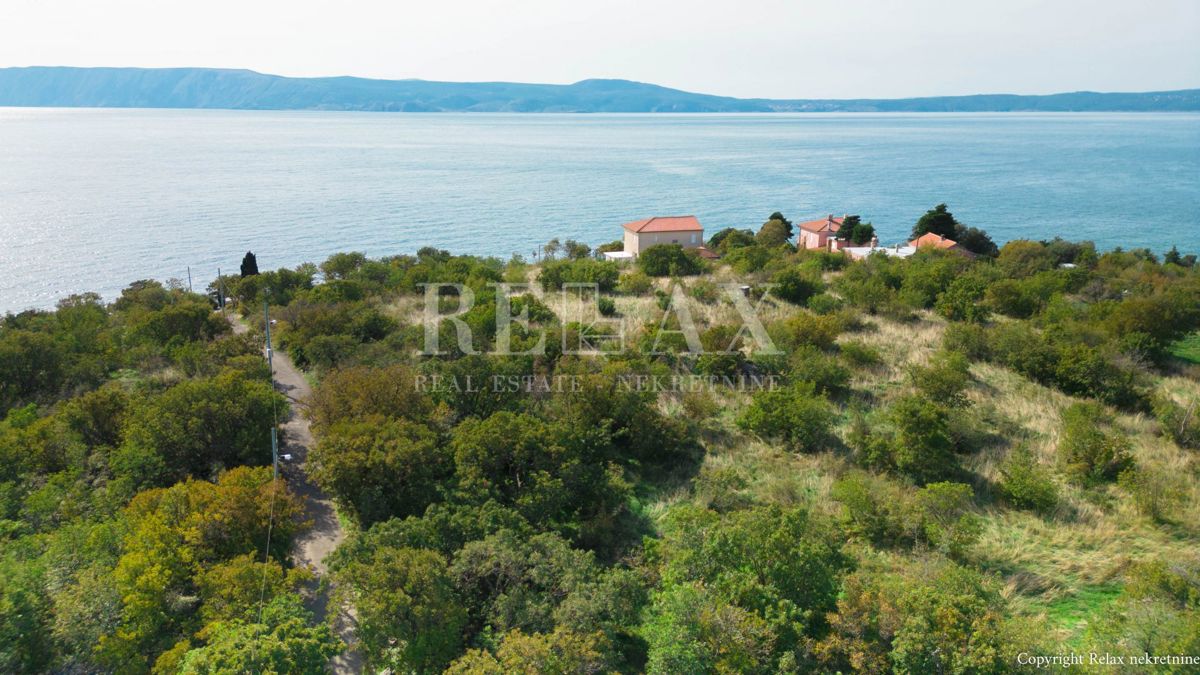 Zemljište Na prodaju - PRIMORSKO-GORANSKA NOVI VINODOLSKI