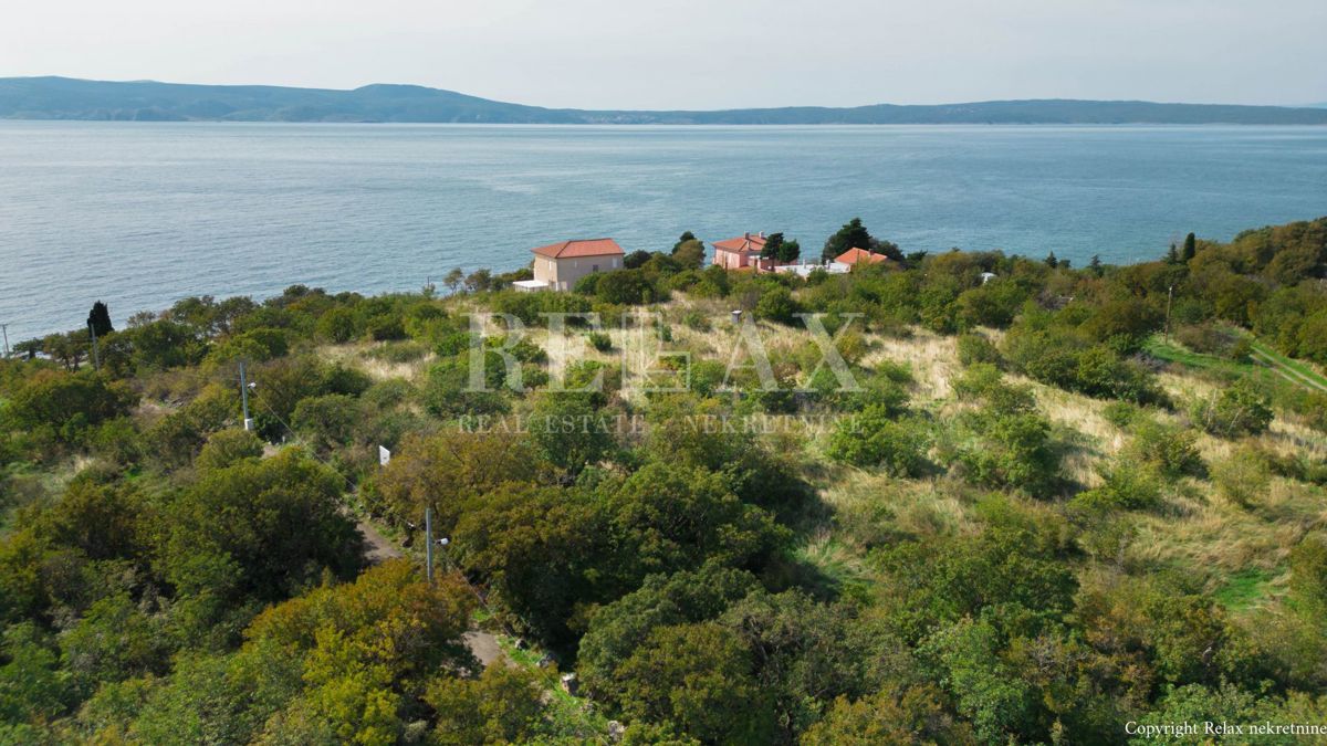 Zemljište Na prodaju - PRIMORSKO-GORANSKA NOVI VINODOLSKI
