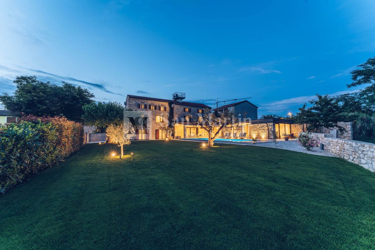 House For sale - ISTARSKA NOVIGRAD