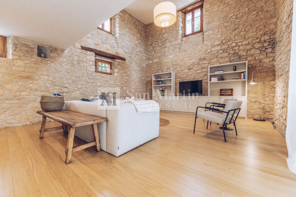 House For sale - ISTARSKA NOVIGRAD