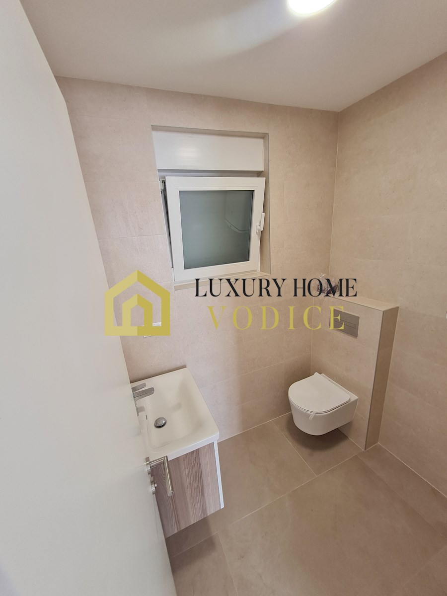 Flat For sale - ŠIBENSKO-KNINSKA VODICE