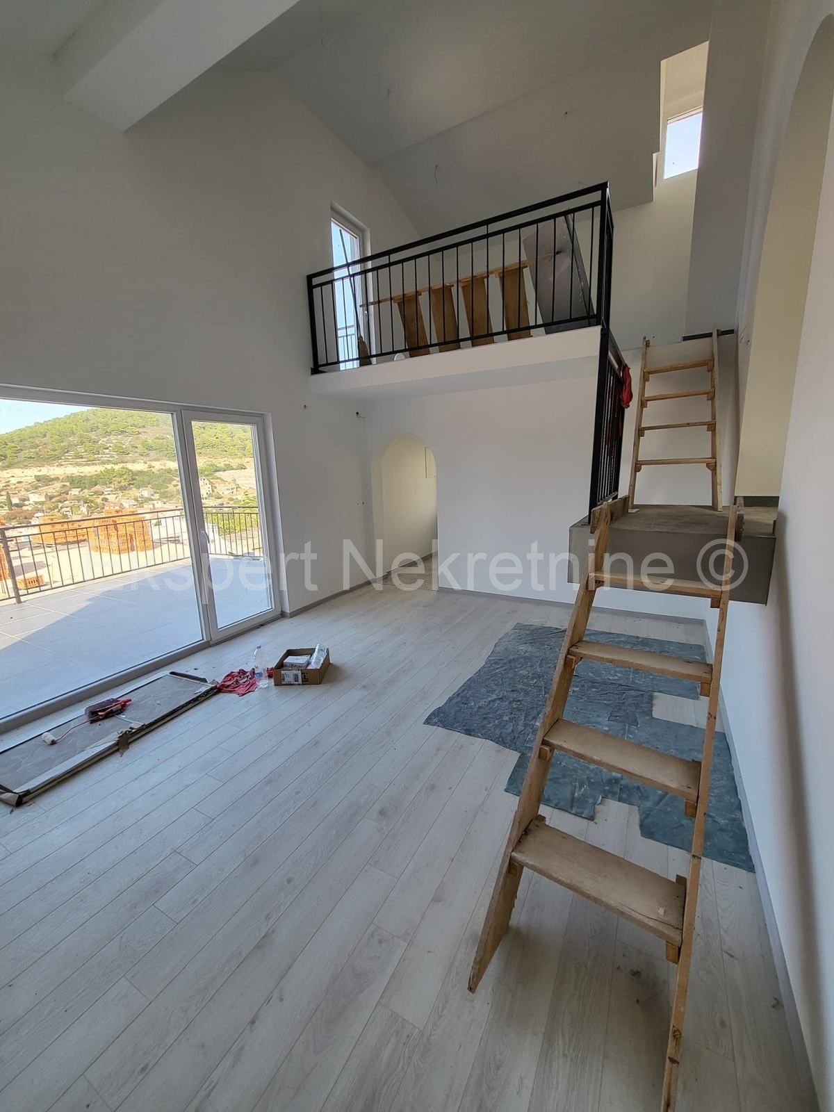 Haus Zu verkaufen - SPLITSKO-DALMATINSKA VIS