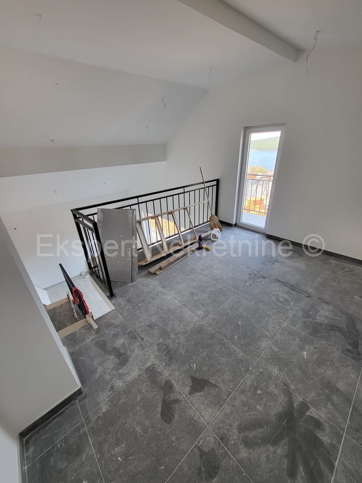 Haus Zu verkaufen - SPLITSKO-DALMATINSKA VIS