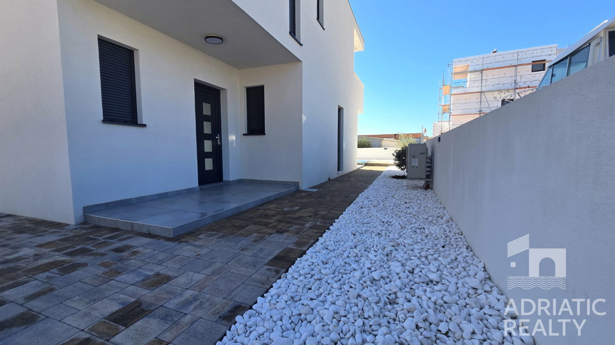 House For sale - ŠIBENSKO-KNINSKA VODICE