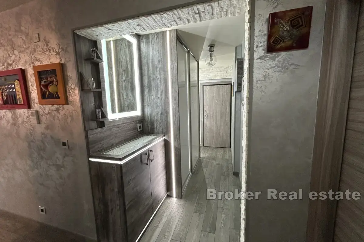 Flat For sale - SPLITSKO-DALMATINSKA SPLIT