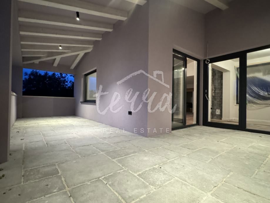 Casa In vendita - ISTARSKA GRAČIŠĆE