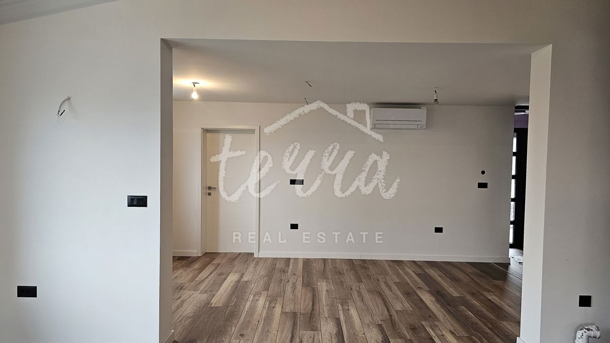 Casa In vendita - ISTARSKA GRAČIŠĆE