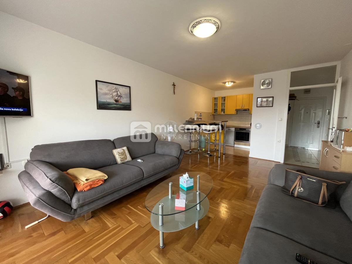 Apartmán Na predaj - PRIMORSKO-GORANSKA CRIKVENICA