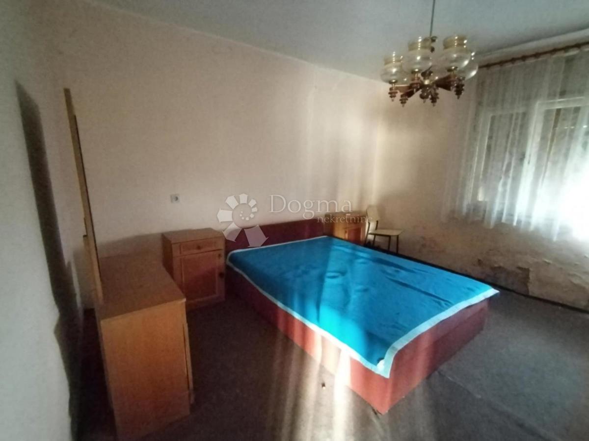 Casa In vendita - ZAGREBAČKA DUBRAVA