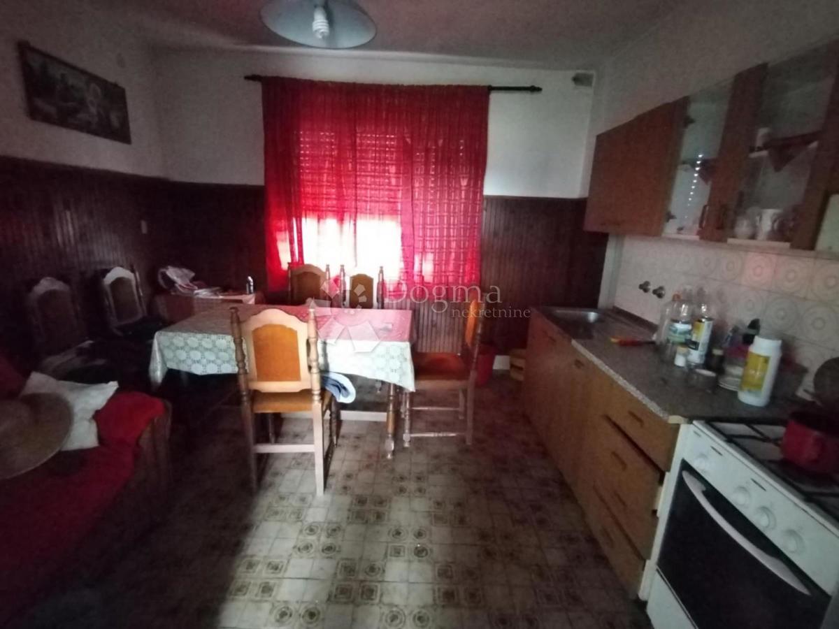 Casa In vendita - ZAGREBAČKA DUBRAVA