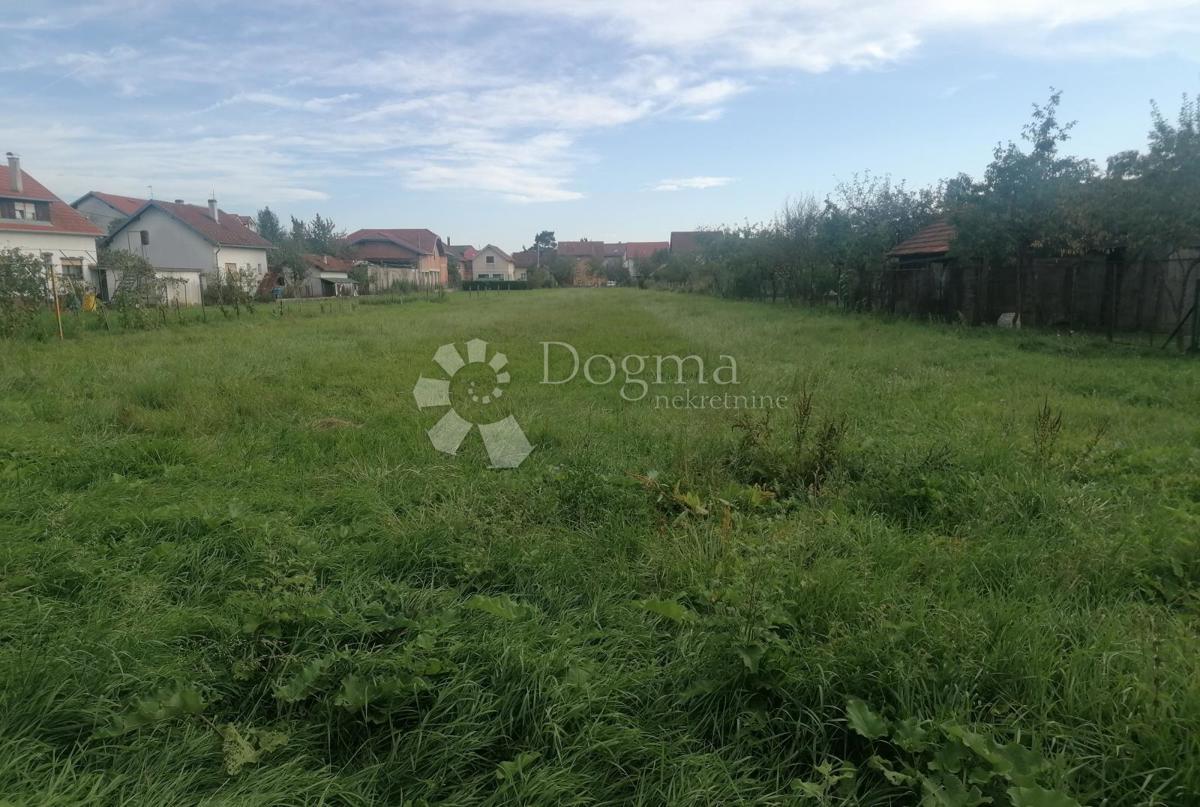 Parcela Na predaj - ZAGREBAČKA VELIKA GORICA